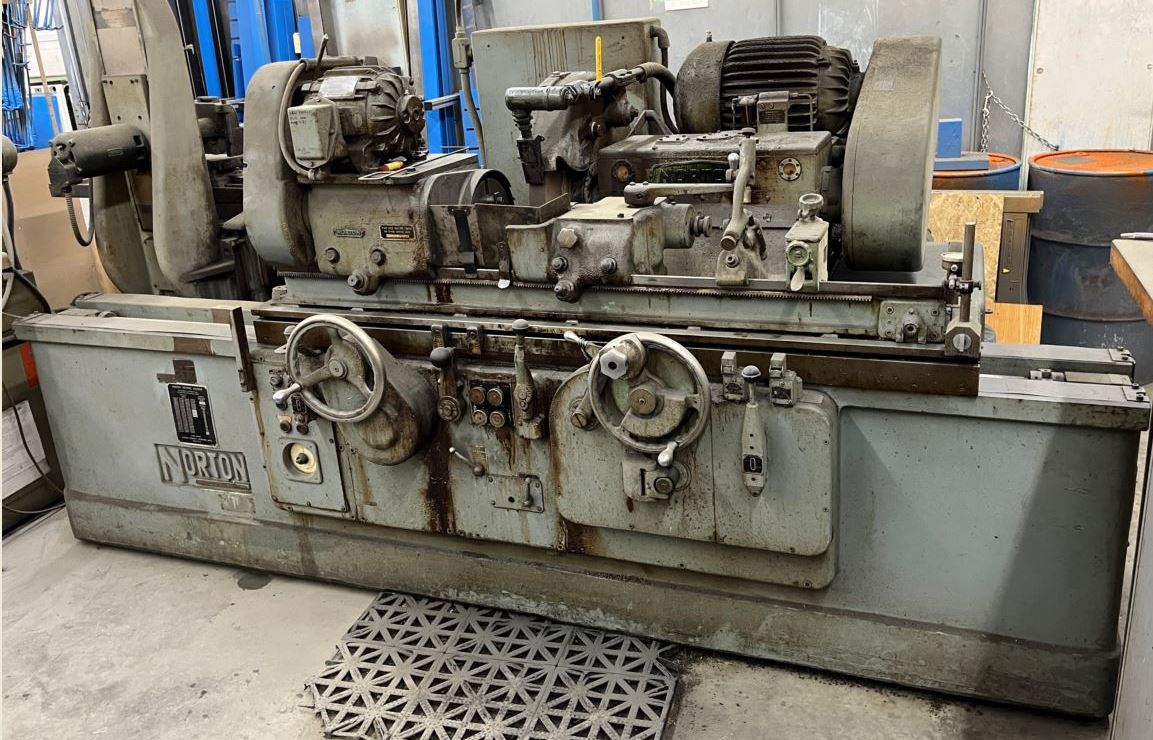 Norton 10" x 36" CTU Universal Cylindrical Grinder
