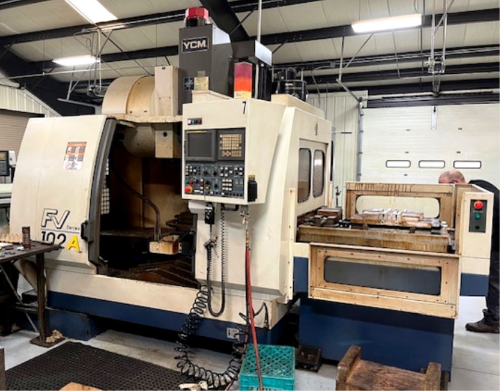 YCM FV102A CNC Vertical Machining Center New 2004